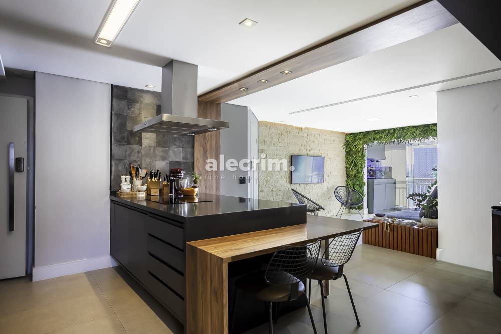 Apartamento à venda na Rua José Ramon UrtizaPanamby - 999-apartamento-panamby-saopaulo-172912-1.jpg