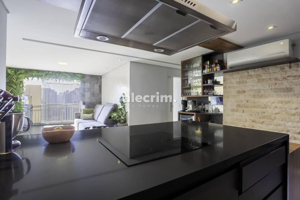 Apartamento à venda na Rua José Ramon UrtizaPanamby - 999-apartamento-panamby-saopaulo-172912-2.jpg