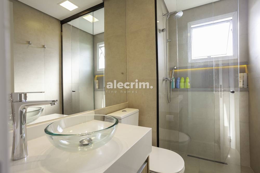 Apartamento à venda na Rua José Ramon UrtizaPanamby - 999-apartamento-panamby-saopaulo-172936-0.jpg