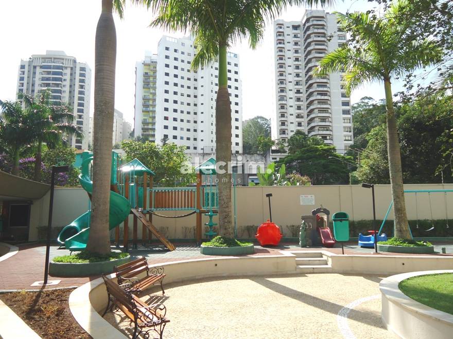 Apartamento à venda na Rua José Ramon UrtizaPanamby - 999-apartamento-panamby-saopaulo-173004-13.jpg