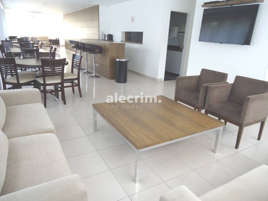 Apartamento à venda na Rua José Ramon UrtizaPanamby - 999-apartamento-panamby-saopaulo-173004-6.jpg