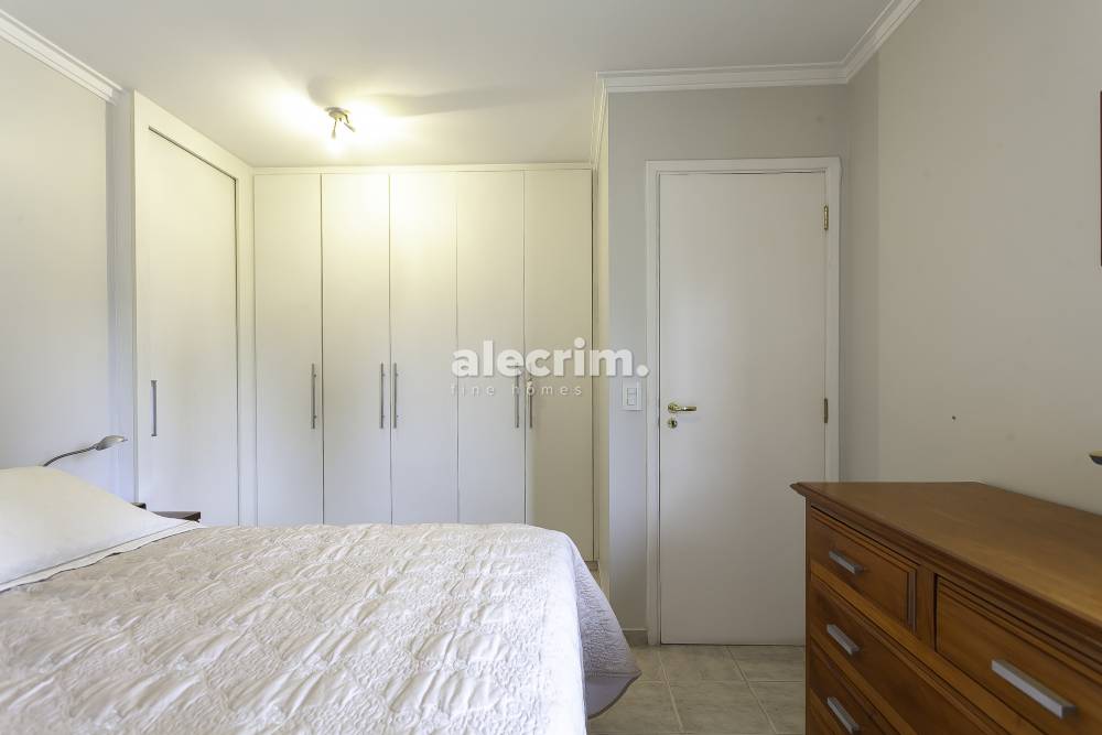 Apartamento à venda na Rua AraguariMoema - 999-apartamento-moema-saopaulo-121710-4.jpg